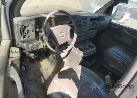 2011 Chevrolet Express G2500 z USA, uszkodzony, nr VIN 1GCWGFCA7B1126575